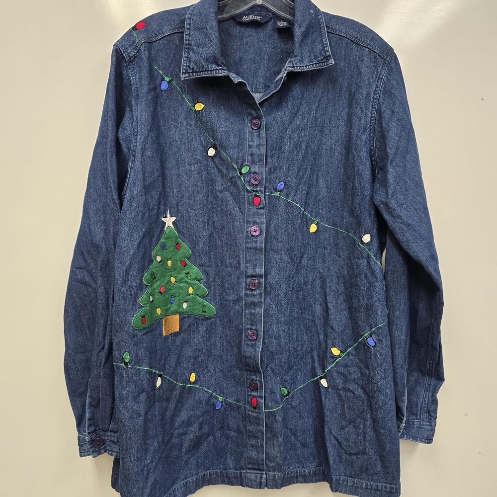 Womens Large Embelished Embroidered Button Up Christmas Denim Large Austin CO.‎
